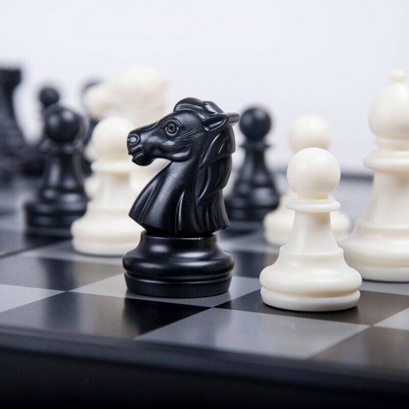 Three-in-one chess set3
